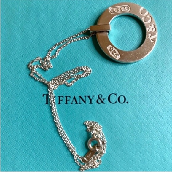 Tiffany & Co Circle Pendant - Picture 2 of 3